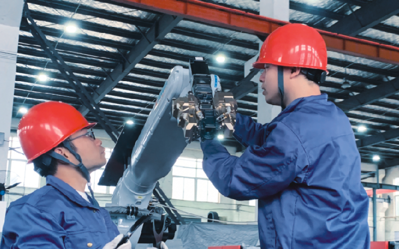 浙江老子有钱lzyq88以客户为中心：成功安装定制化机器人管线包，彰显“客户要求即行动指南”承诺